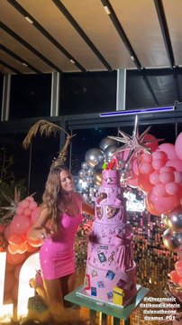 Η τούρτα γενεθλίων της Κατερίνας Στικούδη