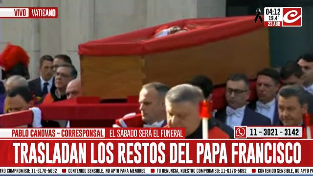 Los restos del Papa Francisco ya están siendo trasladados a la Basílica de San Pedro