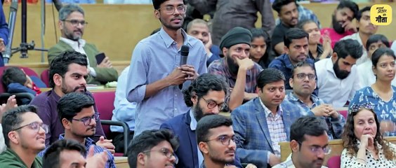 सोचा था बस 5 मिनट इंस्टाग्राम देखूँगा, फिर सो जाऊँगा || आचार्य प्रशांत, IIT दिल्ली (2025)