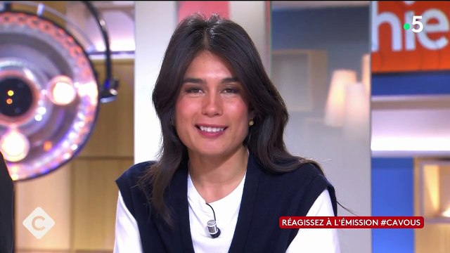 Ce mardi 22 avril 2025, Mélanie Thierry était l'une des invitées de marque d'Anne-Elisabeth Lemoine sur le plateau de C à vous . Au cours d'une séquence, la célèbre comédienne a été particulièrement mal à l'aise après la diffusion d'une vidéo datant de 2