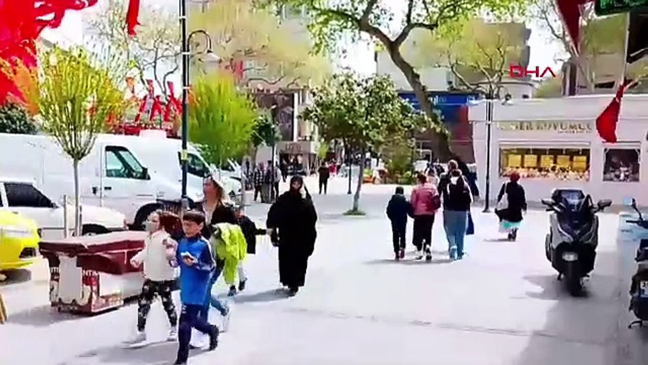 Marmara Denizi'nde deprem: İstanbul sallandı!