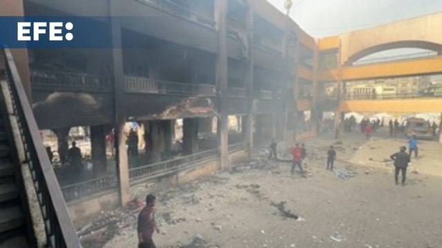 El ejército israelí bombardea un refugio de desplazados en Ciudad de Gaza