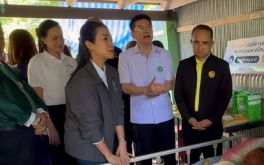 ธีรรัตน์ นำทีมองค์กรตลาดและจ.ปทุมธานี เริ่มกิจกรรมส่งต่อความสุขสู่ชุมชน 🎉