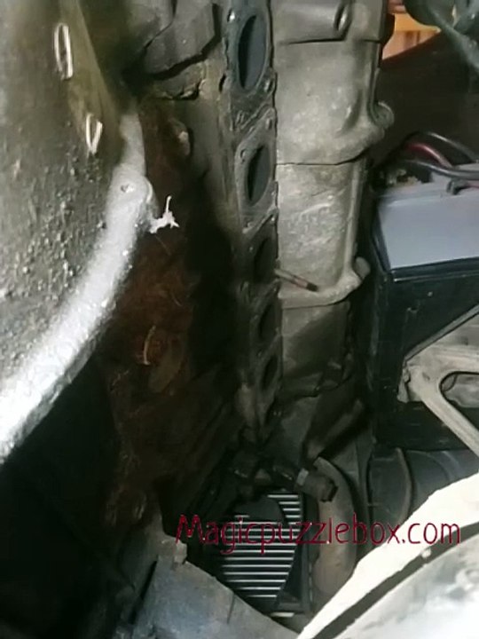 Crazy fire from BMW straight six engine sound witout intake manifold