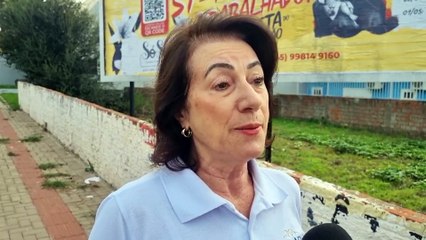 Mulher pede lombada eletrônica ou semáforo em rua onde ciclista foi atingida por Corsa em Cascavel