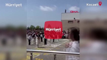 23 Nisan kutlamalarında panik anları cep telefonu kamerasında