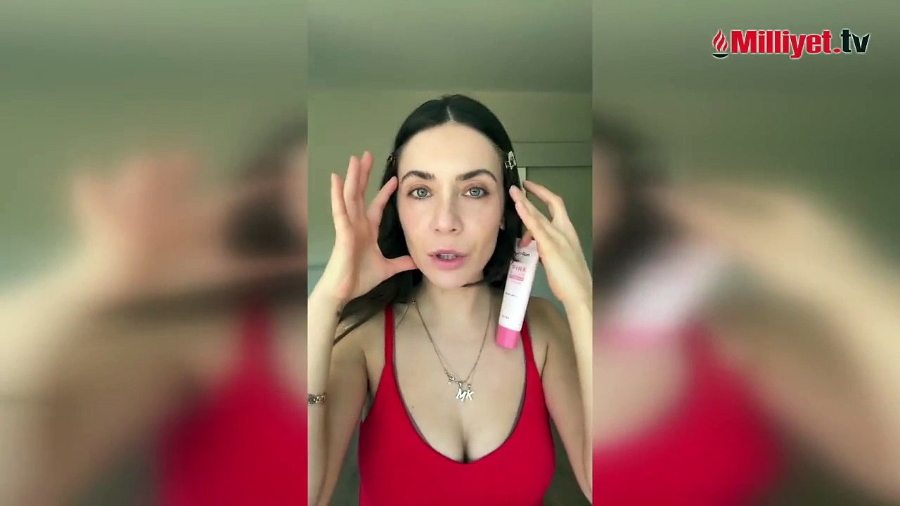 İstanbul'da 6.2 büyüklüğünde deprem! Ünlü oyuncu depreme canlı yayında yakalandı