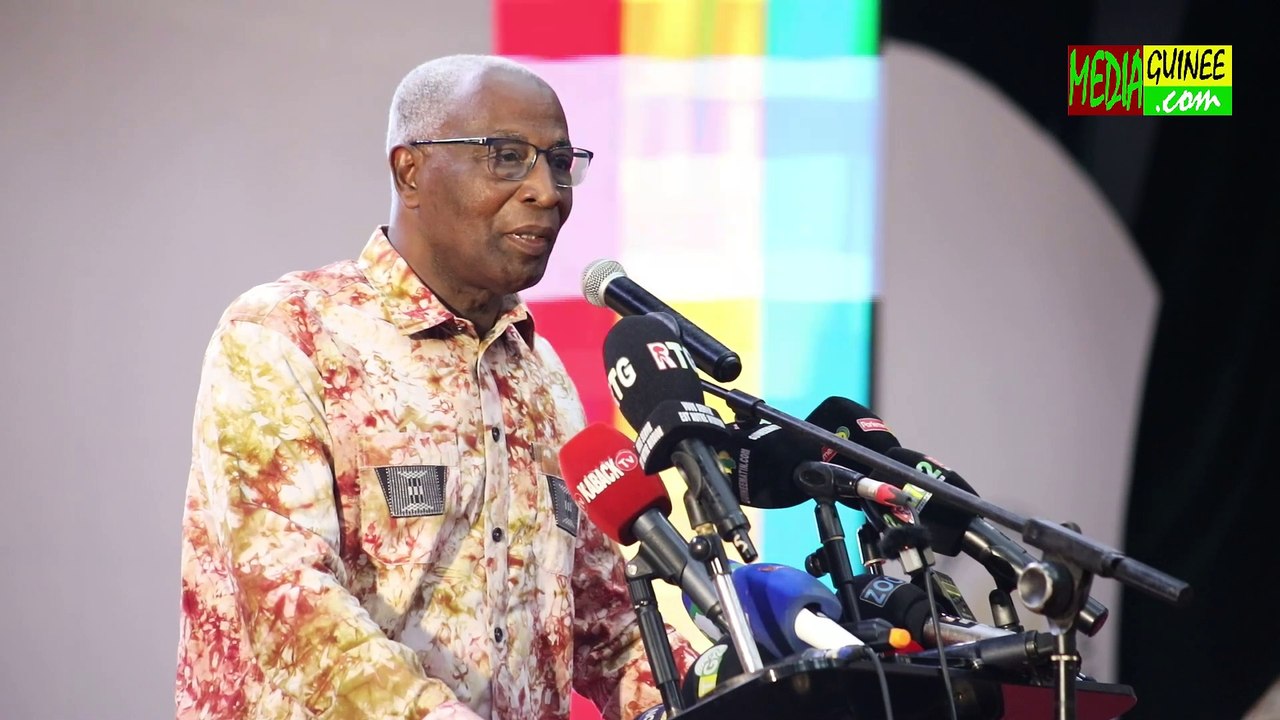 Le PM Bah Oury aux enseignants 👉 " Vous avez pris l'initiative d'organiser cette journée de reconnaissance à l'endroit du Président de la République. Si vous ne l'aviez pas fait, on aurait eu un sentiment d'ingratitude."