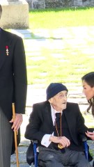 La reina Letizia protagoniza una tierna imagen con Álvaro Pombo, galardonado con el Premio Cervantes