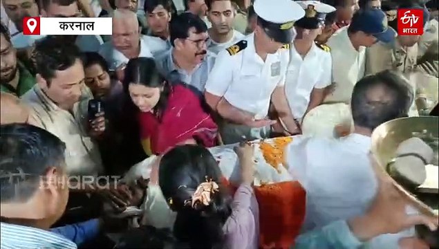 LIVE : हरियाणा के लाल विनय नरवाल का अंतिम संस्कार, पार्थिव शरीर श्मशान घाट पहुंचा, लगातार रो रहीं हिमांशी नरवाल, CM सैनी मौजूद