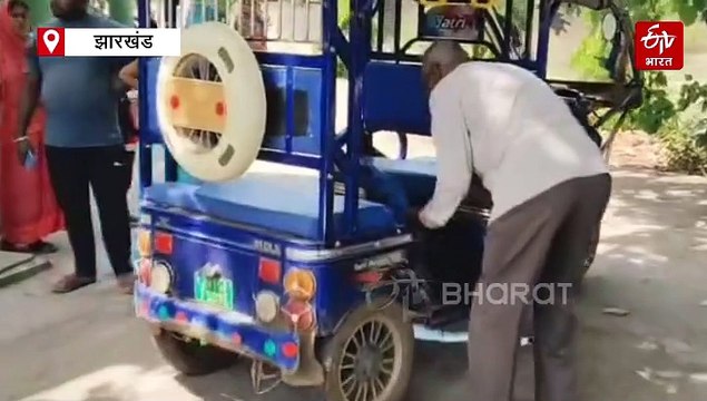 देवघर कस्तूरबा गांधी विद्यालय की छात्रा की मौत का मामला: हॉस्टल की वार्डन पर टॉर्चर करने का आरोप, जांच करने पहुंचे डीईओ