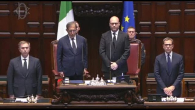 Un minuto di silenzio alla Camera alla commemorazione di papa Francesco