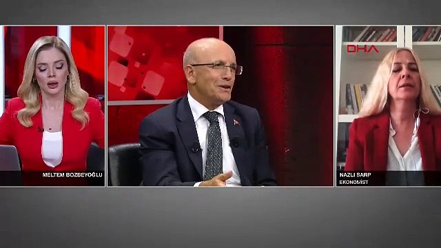 CNN Türk spikeri Meltem Bozbeyoğlu'nun depreme yakalandığı anlar