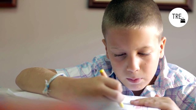 “Estás alimentando tu autoestima robándosela a ellos”: el mayor error que cometemos como padres y que les impide ser resilientes, según un psiquiatra