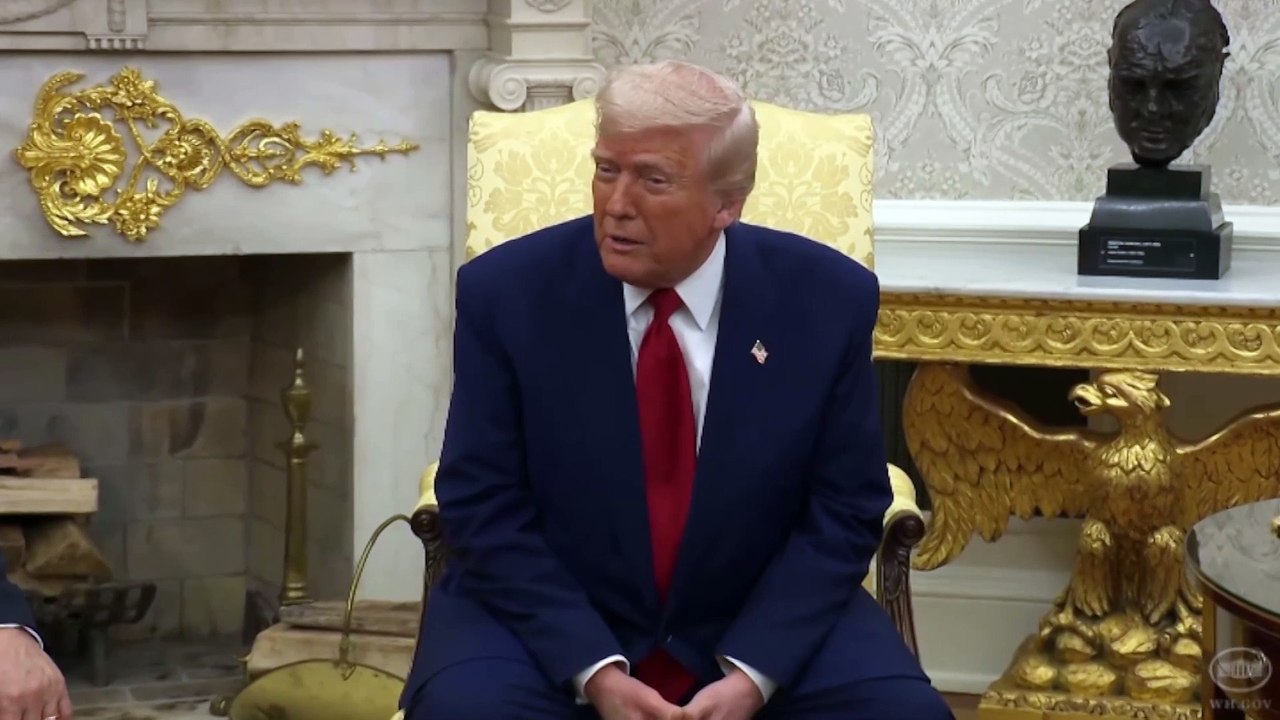 Trump carga de nuevo contra Zelenski: "Si quiere Crimea, ¿por qué no lucharon por ella?"