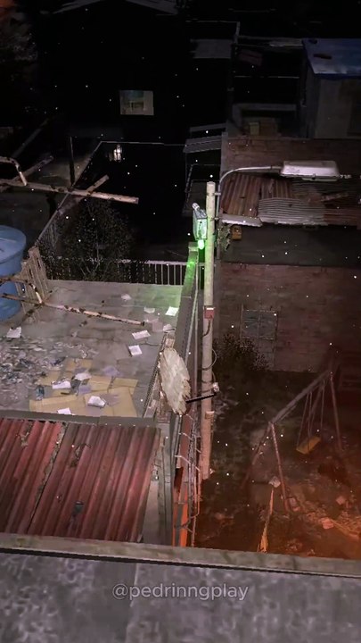 Being chased by 3 volatiles #dyinglight #zombie #parkour #volatile #rapace #horreur