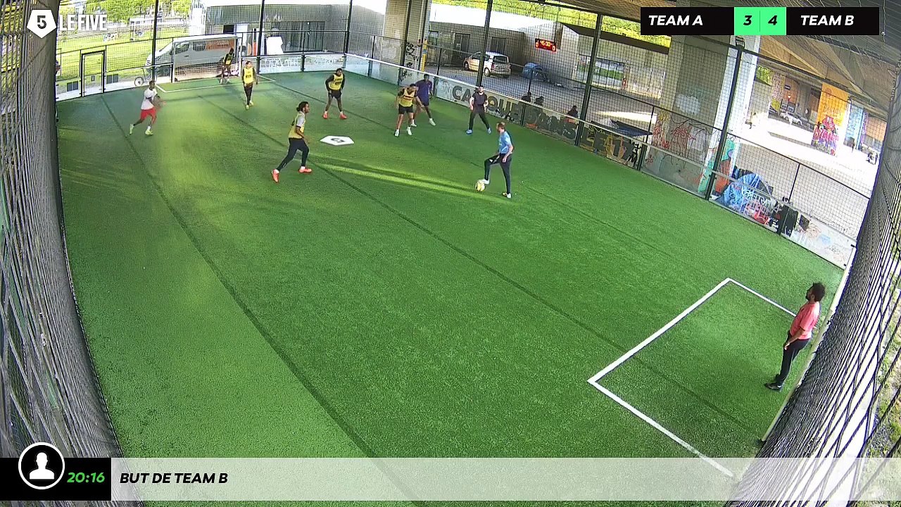 But de Team B