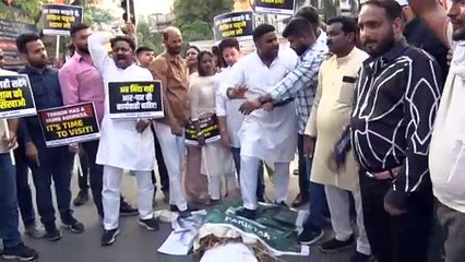 पहलगाम हमला, छत्तीसगढ़ युवा कांग्रेस ने आतंकवाद का जलाया पुतला