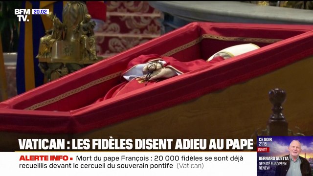Vatican: retour en image sur l'hommage des fidèles qui disent adieu au pape François
