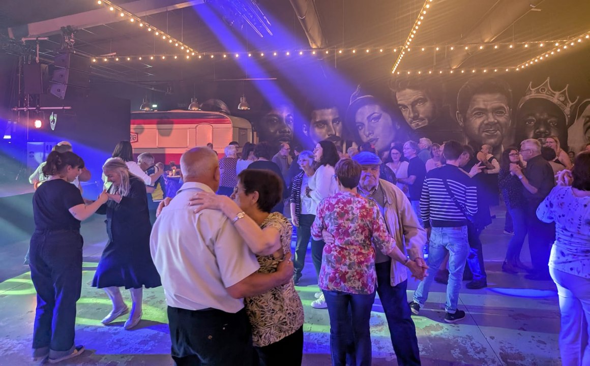 Des résidents d'Ehpad de la Vienne retournent en boîte de nuit