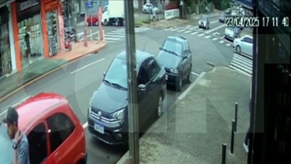 Câmeras mostram Onix furando preferencial e atingindo BMW