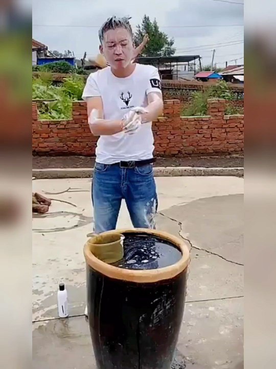 Comedy entertainment