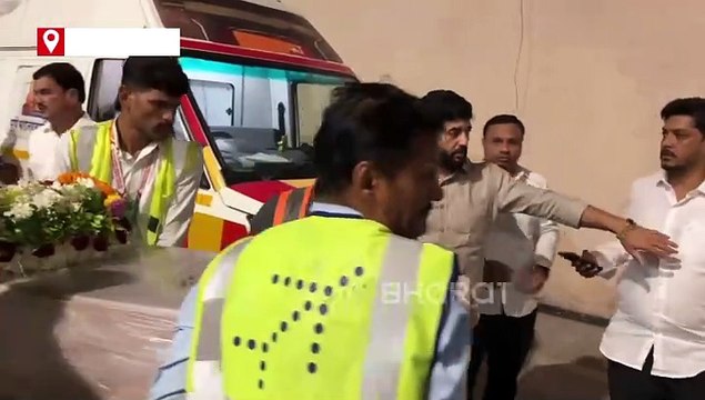 कौस्तुभ गणबोटे आणि संतोष जगदाळे यांचं पार्थिव पुण्यात दाखल; शरद पवारांनी घेतलं अंत्यदर्शन