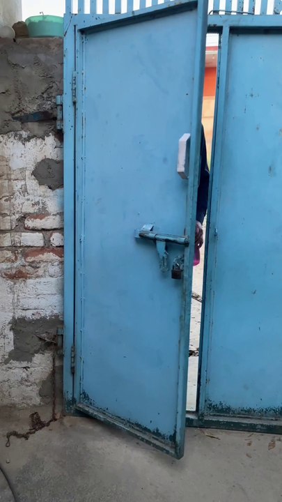 Door Ko Kya Howa🤣🤣🤣
