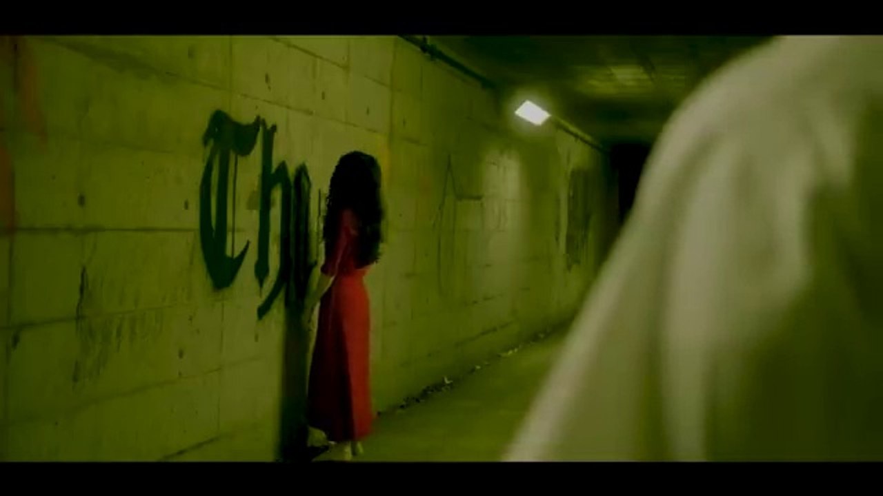 Don't look back Horror Clips