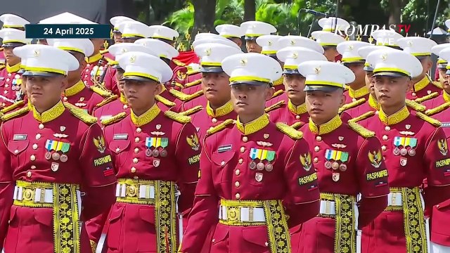 [FULL] Berkacamata Hitam, Presiden Prabowo Sambut Kunjungan Resmi PM Fiji di Istana Merdeka