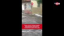 Fortes chuvas atingem Região Metropolitana do Recife na manhã desta quinta-feira (24)