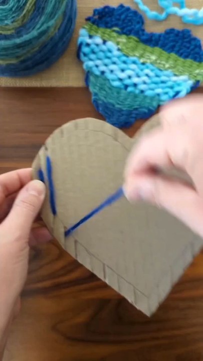 Cardboard Loom Weaving via: @studio_rosieLearn how to make a heart-shaped cardboard loom and create beautiful woven patterns! This fun and easy DIY weaving project is perfect for beginners and a great craft idea for kids and adults alike.