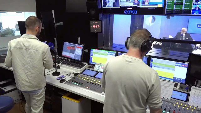 Pascal Praud - La France Insoumise exige l'exclusion de la chanteuse Israélienne du concours de l'Eurovision à travers une pétition