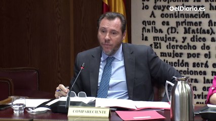 Bronca entre un senador del PP y Óscar Puente: "Tiene mal estilo. Ya me sacó una foto de mi hija"