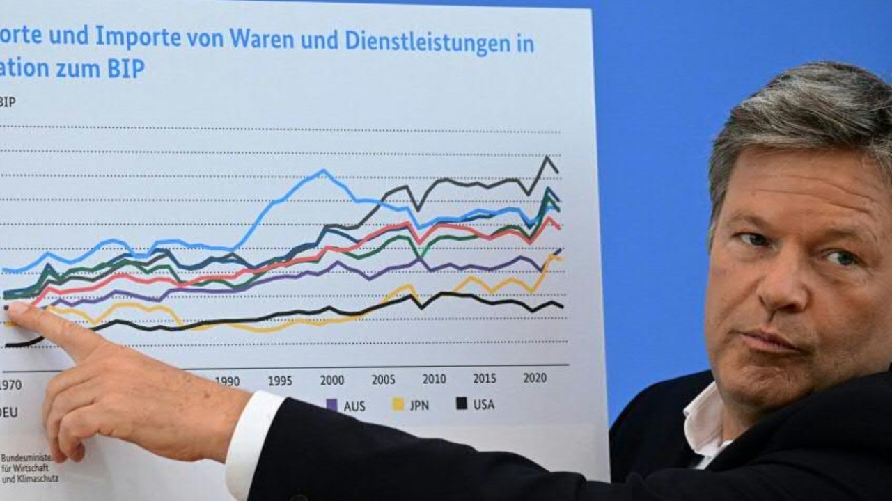 Robert Habeck korrigiert deutsche Wirtschaftszahlen nach unten