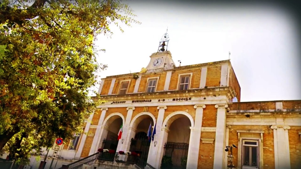 Andria: un volto riemerge durante i lavori sulla facciata dell'antica chiesa di Sant'Agostino