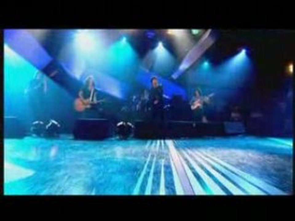 The strokes "Heart in a cage" live BBC (06/2006)