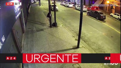 🚨 TRÁGICO ACCIDENTE EN LANÚS: UN PATRULLERO ATROPELLÓ A UN MOTOCICLISTA