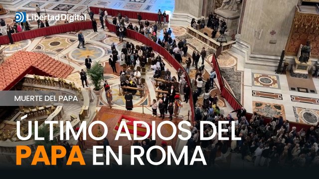 Multitud de feligreses despide al Papa Francisco en Roma