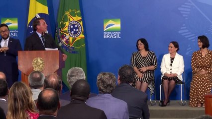 Bolsonaro tem piora no quadro de saúde e vai passar por novos exames