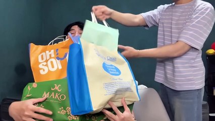 Unboxing Hapis for the first time!!!!!????