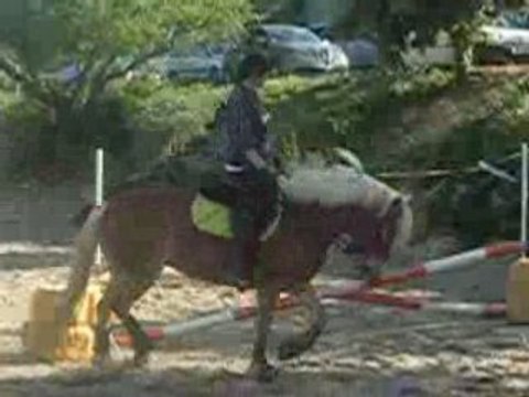 Aurélie et Mona le 1er Mai 2008