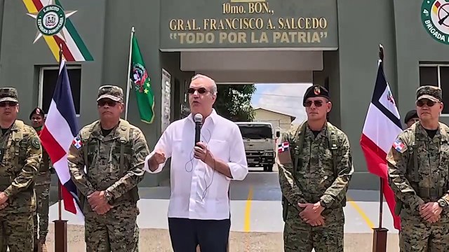 Presidente Abinader llama a tropas a ser “los ojos de la patria” en la frontera