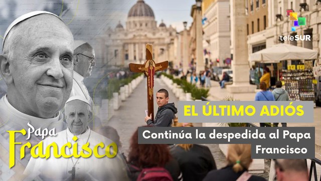Feligreses despiden al Papa Francisco en Basílica de Santa María