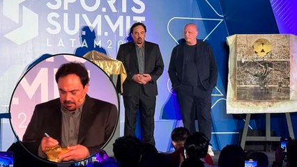 Hugo Sánchez recibe premio en el Sports Summit 2025 reconociendo su trayectoria