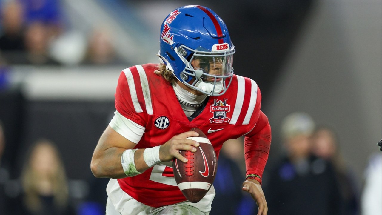 Giants Select QB Jaxson Dart With 25th Pick in 2025 NFL Draft