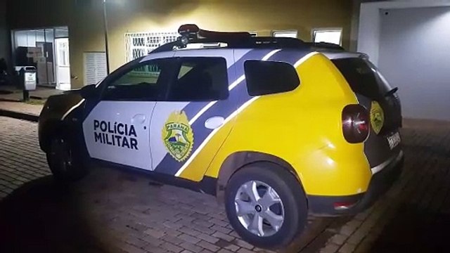 Homem é detido após fazer ameaças em bar com réplica de espingarda calibre 12
