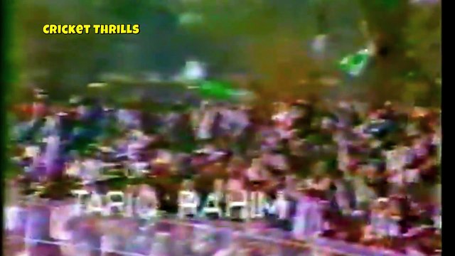 Javed Miandad 80 Not Out off 86 balls 127 Mins 4 Fours 2 Sixes vs New Zealand at Peshawar Ist ODI in 1984