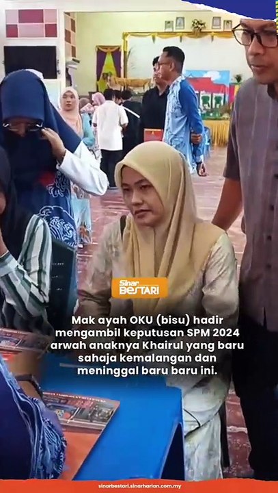 Mak ayah ambil keputusan SPM anak. Sebak
