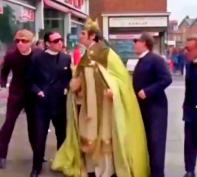 #pope #70s #cinema #movieedit #running #sn2sg #rescue #sunnight #comedy #sunnightmusic #retro #sunnightpop #letmechaseyou #action #sunnightblues #thechase #catchup #adventure #run #vintage